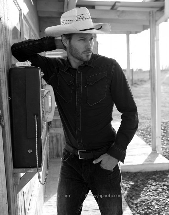 cowboy_black_shirt